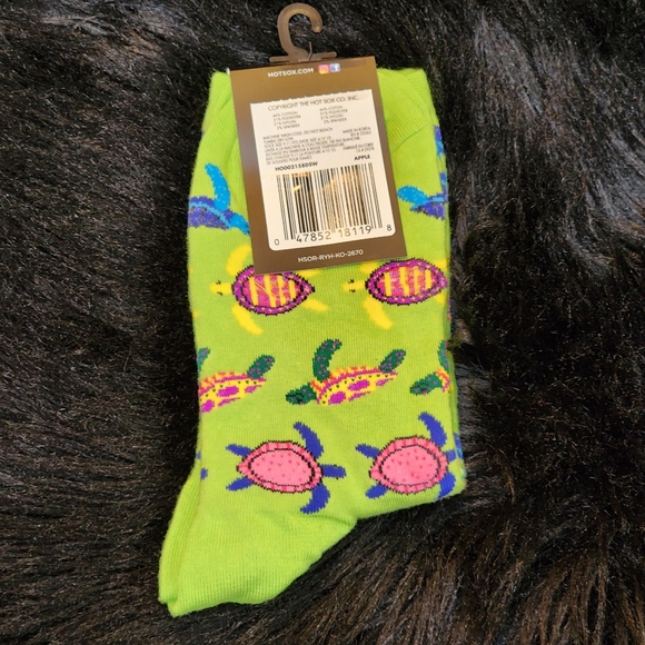 HotSox  Lime Green Socks With Fun Turtle Pattern - Picture 2 of 5